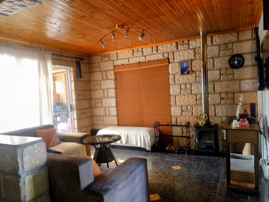 3 Bedroom Property for Sale in Belhar Western Cape